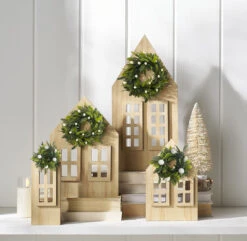 Wooden Village With Mistletoe Wreaths Set Of 4 - NEW 2023